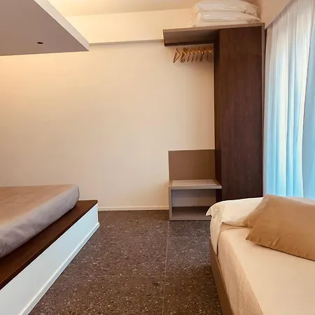 Elegance ゲストハウス チェファル