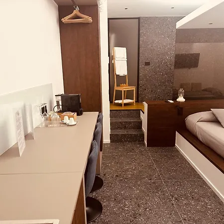 Elegance チェファル