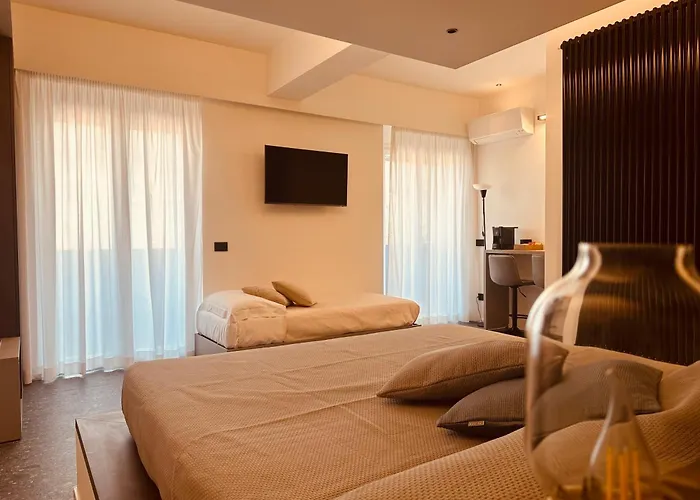 Elegance בית הארחה