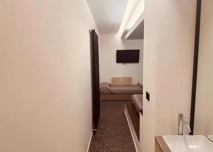 Elegance צ'פאלו