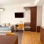 Elegance 4* 체팔루
