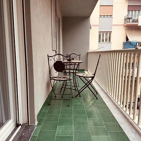 Πανσιόν Elegance 4*