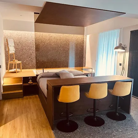Guest house Elegance 4*