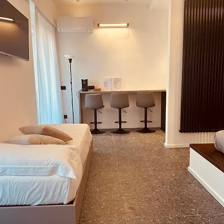 Elegance Guest house 4*